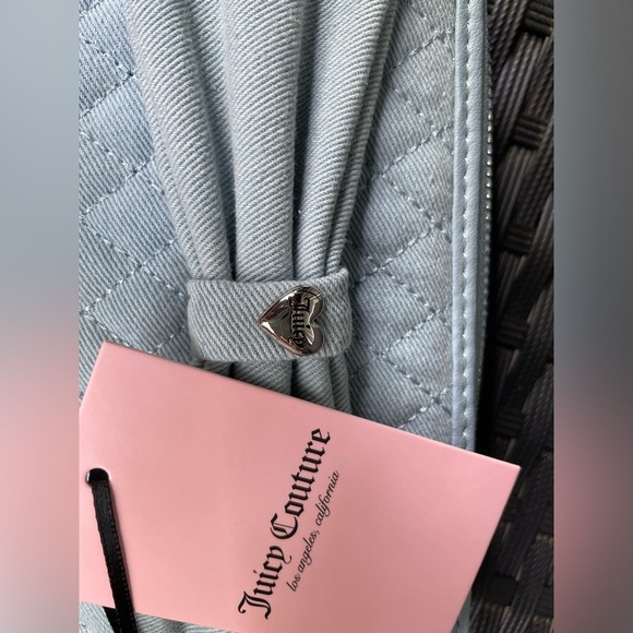 Juicy Couture Wallet,Sky Blue Quilted Wallet with Heart Charm,women’s Wallet. - Picture 6 of 16